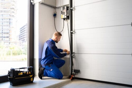 Professional garage door repairman - grandseabuilding.com
