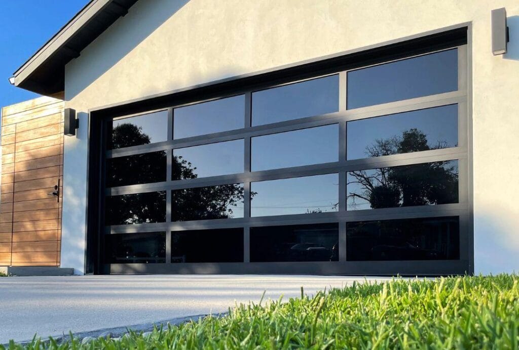 modern glass Garage Doors - grandseabuilding.com