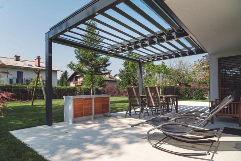 Louvered Roofs - grandseabuilding.com